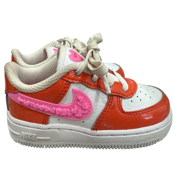 Nike Air Force 1 Valentine’s Day 2022 Toddler 6C White Pink Red Hearts - Picture 6 of 10